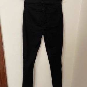 Old navy size 6 TALL solid black rockstar super skinny.